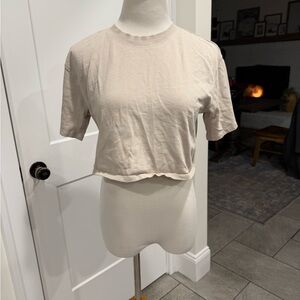 🌟🌟 Zara Cream Crop Top